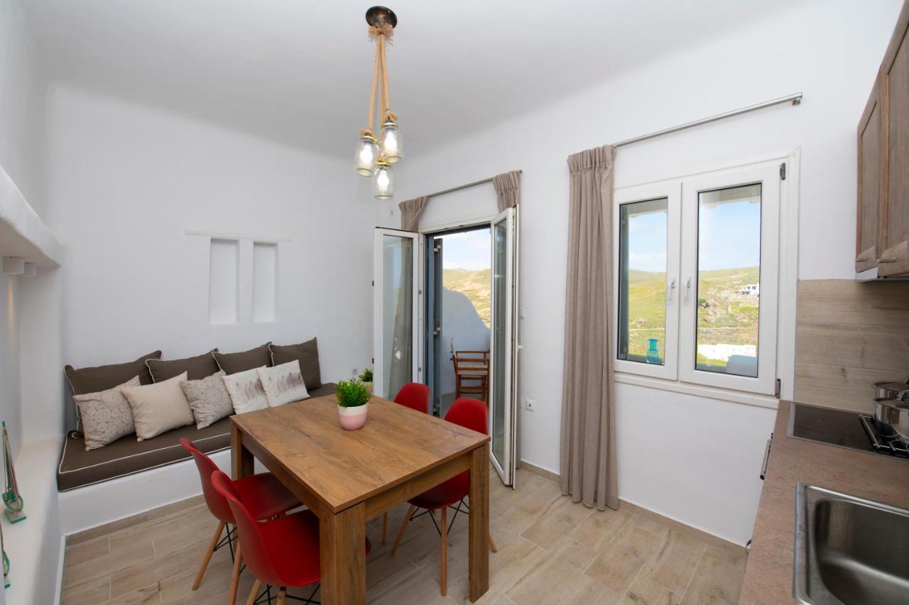 פנורמוס מיקונוס Superior Beachfront Apartment 1 With View To The Aegean Sea מראה חיצוני תמונה