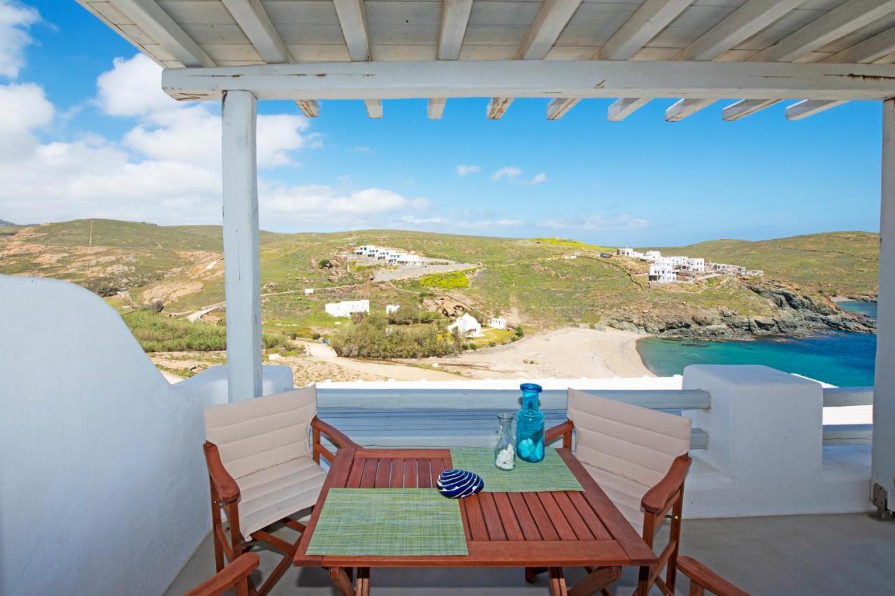 פנורמוס מיקונוס Superior Beachfront Apartment 1 With View To The Aegean Sea מראה חיצוני תמונה