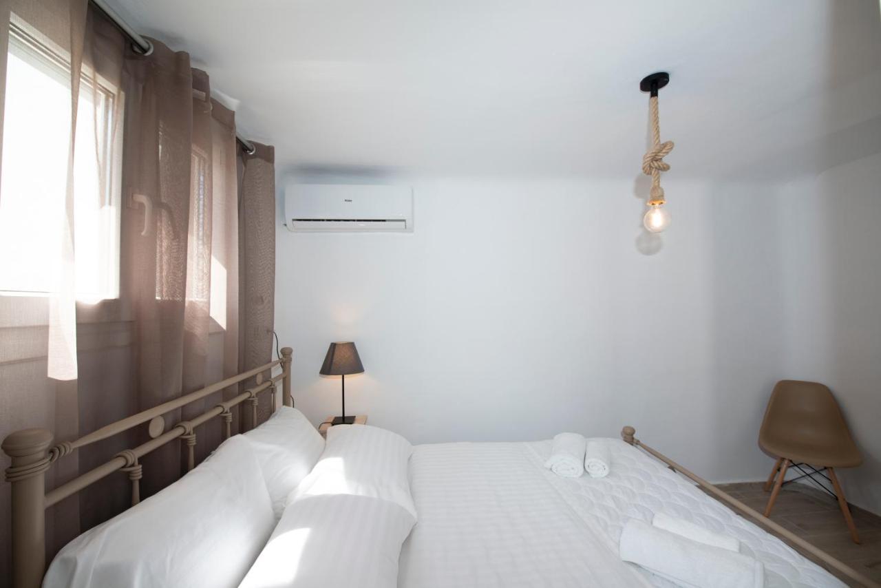 פנורמוס מיקונוס Superior Beachfront Apartment 1 With View To The Aegean Sea מראה חיצוני תמונה